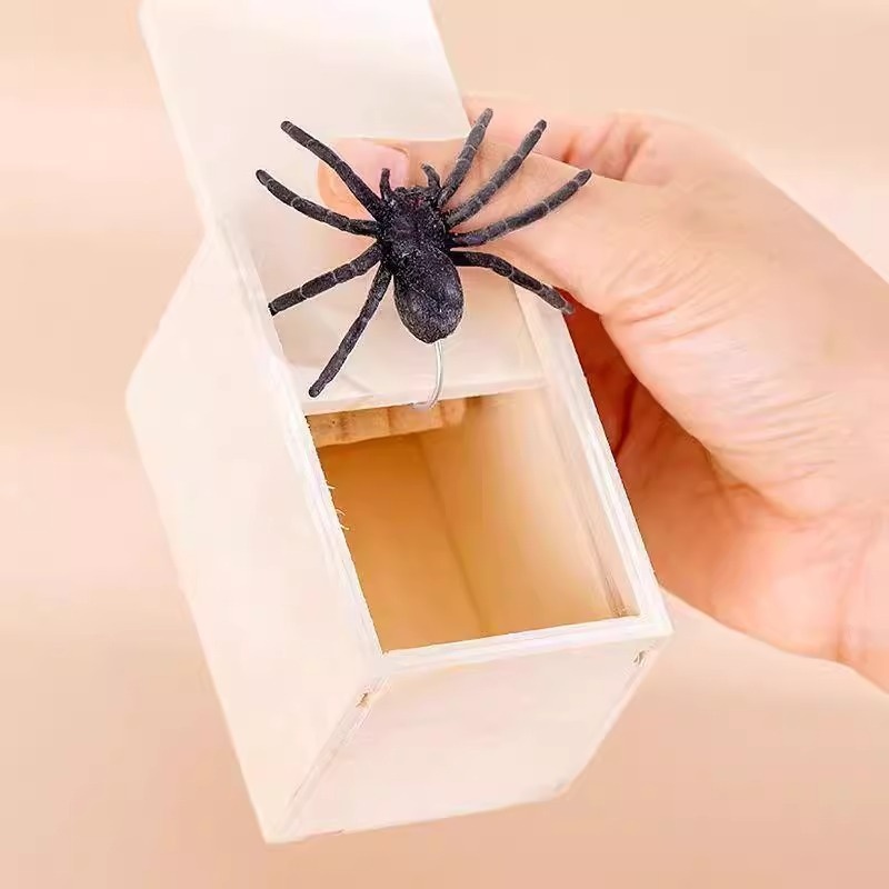 Funny Gift Spider Trick Box Sc - Party Games Easter のレビューと価格