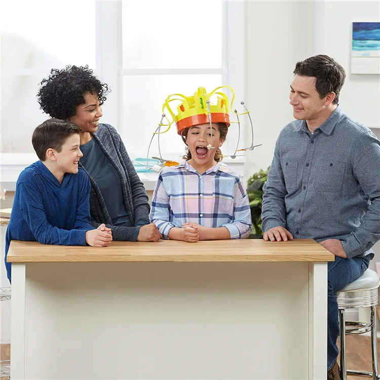 Rotating Crown Hat Chow Crown  - Play Friends Party Games のレビューと価格